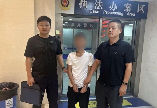 守护农家院落,擒获“午夜盗影”——欧江岔派出所侦破系列偷鸡案纪实